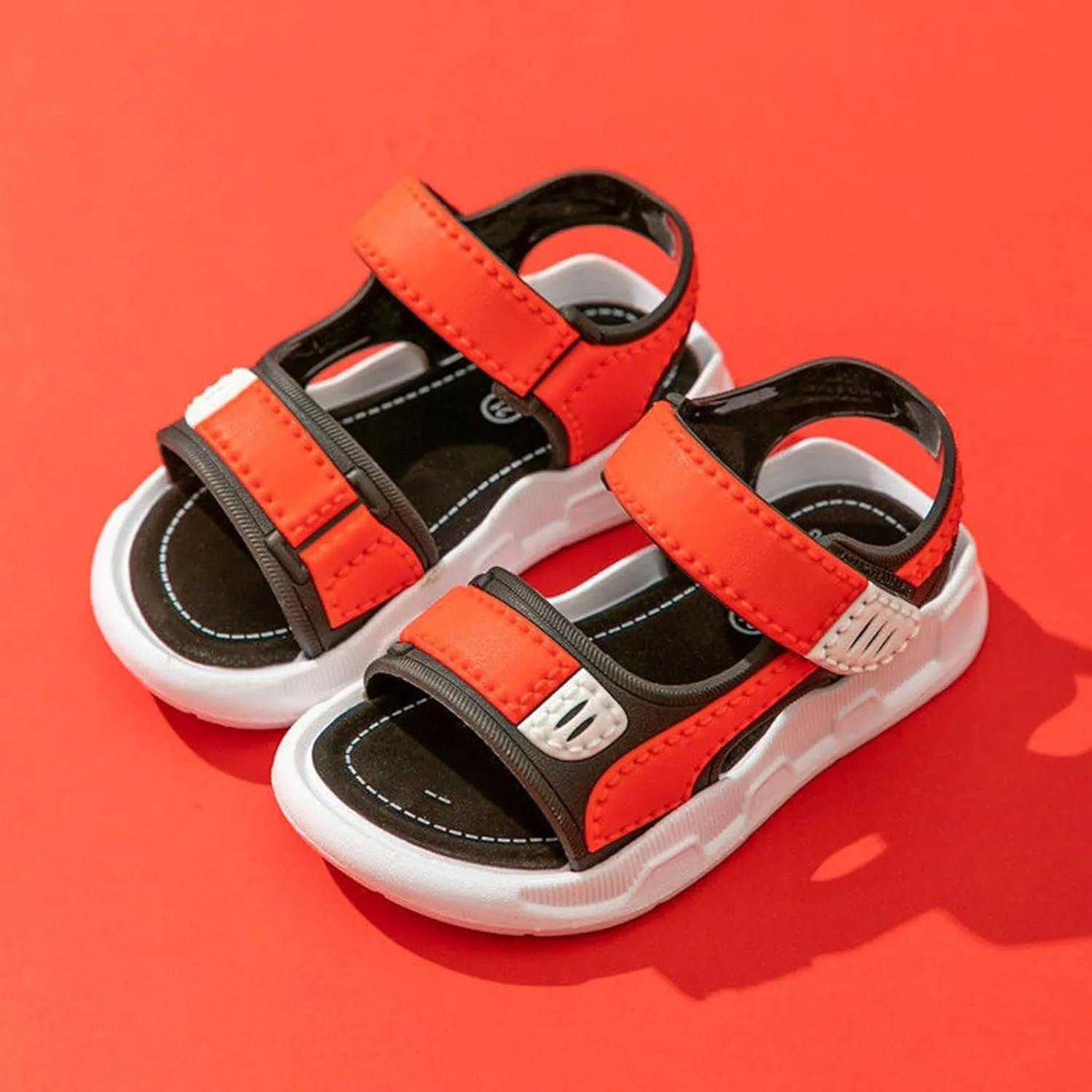 2025 Kids Sandals Indoor/Outdoor Slip-On Casual Shoe Fashion Boys Sport Sneakers with Ankle Strap Comfortable Walking Footwear Breathable Non-Slip Flats Slides Summer Beach Vacation Slippers