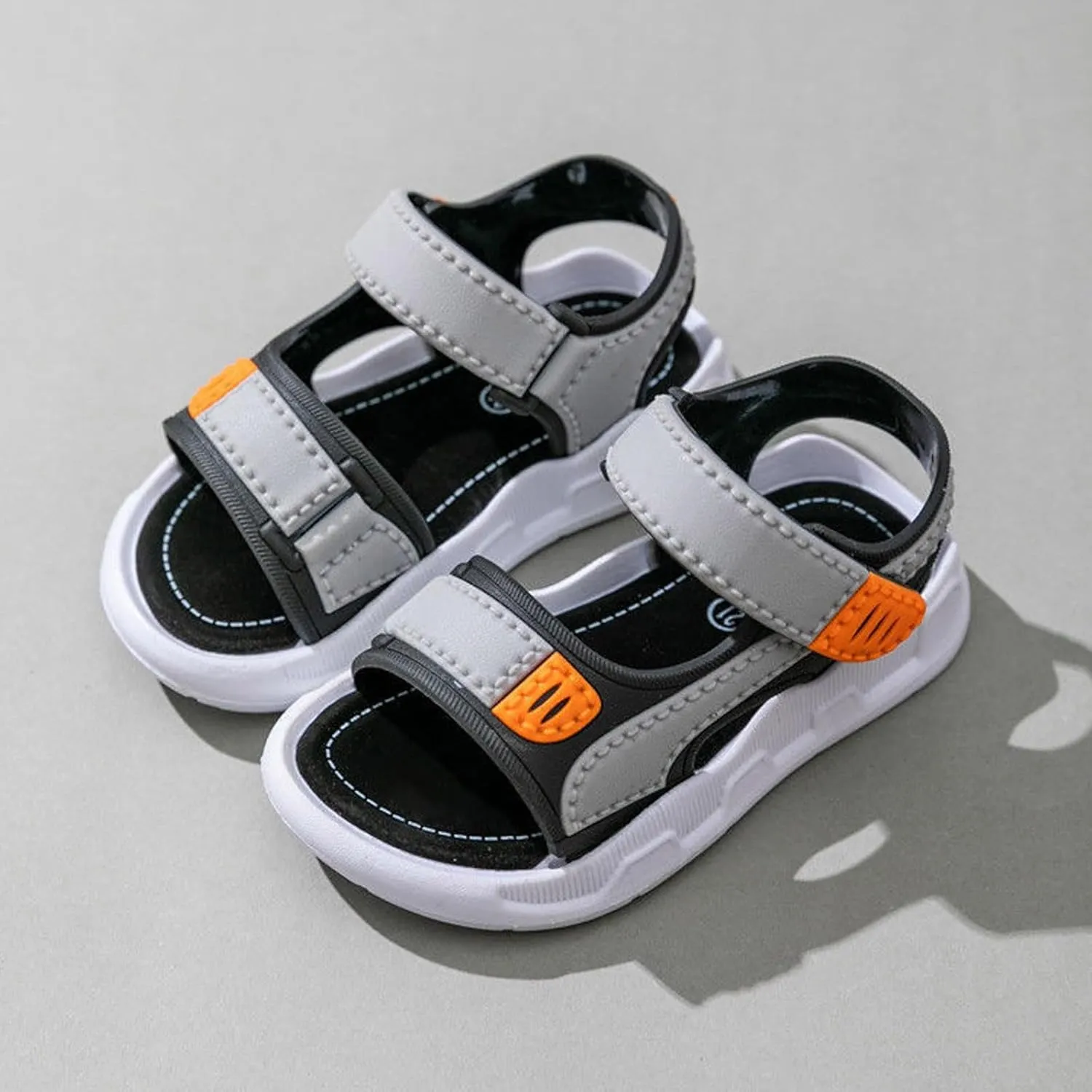 2025 Kids Sandals Indoor/Outdoor Slip-On Casual Shoe Fashion Boys Sport Sneakers with Ankle Strap Comfortable Walking Footwear Breathable Non-Slip Flats Slides Summer Beach Vacation Slippers