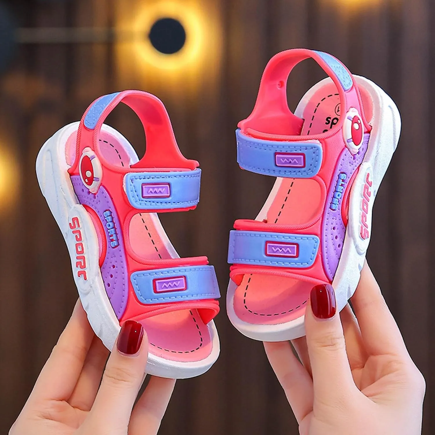 2025 Kids Sandals Indoor/Outdoor Slip-On Casual Shoe Fashion Boys Sport Sneakers with Ankle Strap Comfortable Walking Footwear Breathable Non-Slip Flats Slides Summer Beach Vacation Slippers