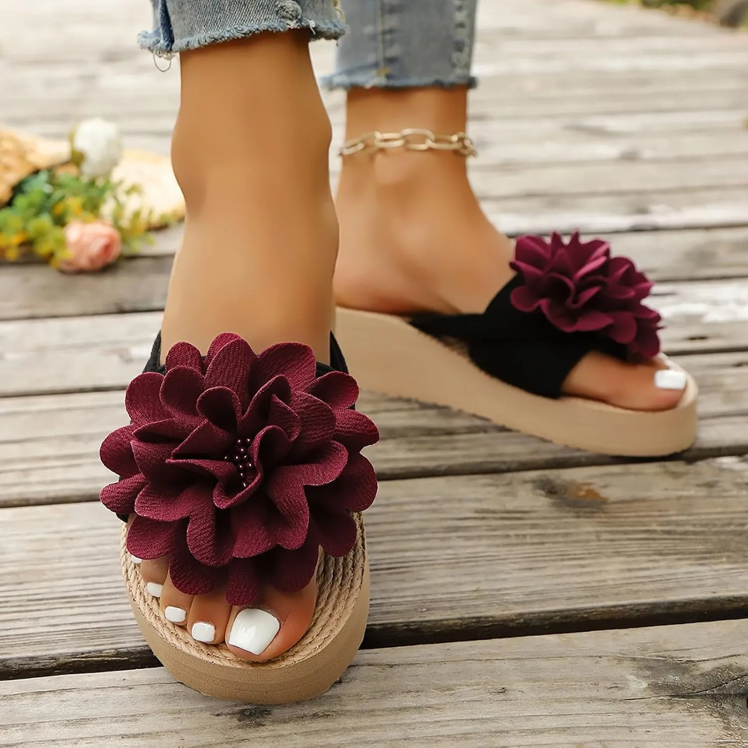 2025 Women Wedge Sandals Comfortable Beach Vacation Slippers Summer Ladies Dress Slip-On Slides Breathable Non-Slip Walking Footwear Indoor/Outdoor Fashion Height Increase Casual Shoe
