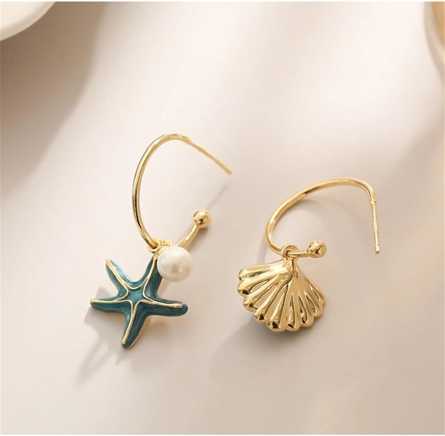 Asymmetric Starfish Seashell Earrings Gold Plated Boho Handmade Charm Cowrie Sea Shell Conch Star Ocean Animals Long Dangle Drop Earrings for Women Hawaii Summer Beach Party Holiday Jewelry Gifts
