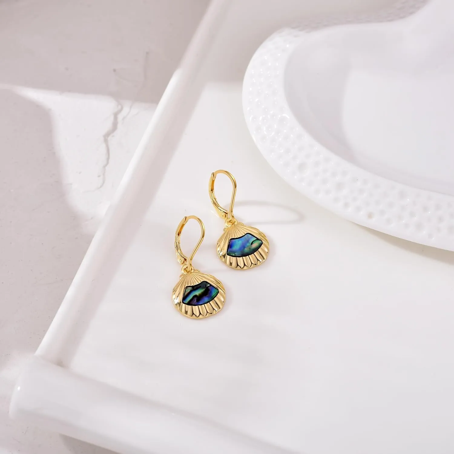 Daisy & Sunflower Leverback Dangle Earrings - Dainty Flower Drop Jewelry for Women's Birthday
