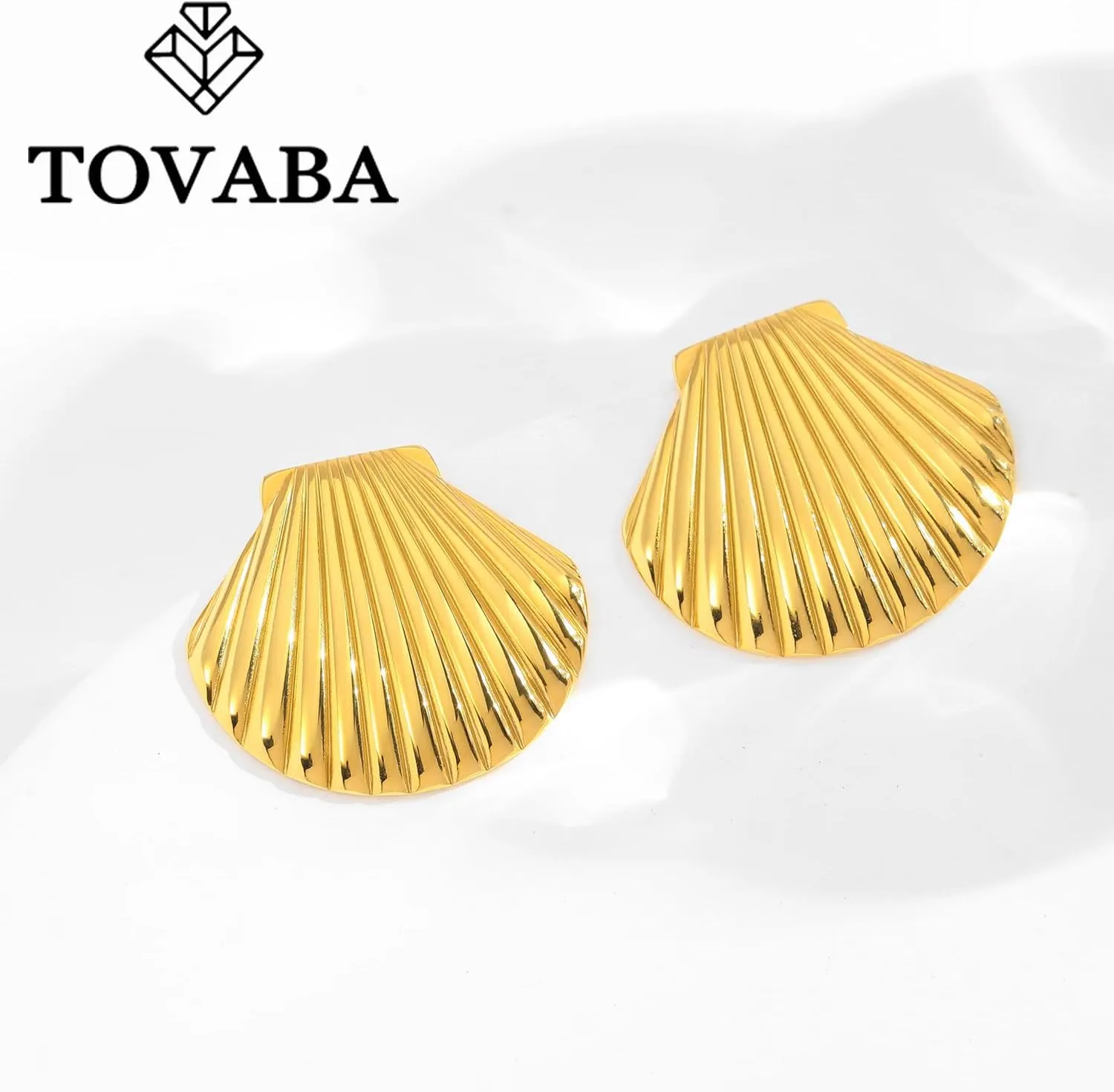 Gold Starfish Earrings for Women Beach Ocean Style Trendy Shell Dangle Earrings for Vacation Chunky Seashell Studs Hypoallergenic Statement Summer Jewelry