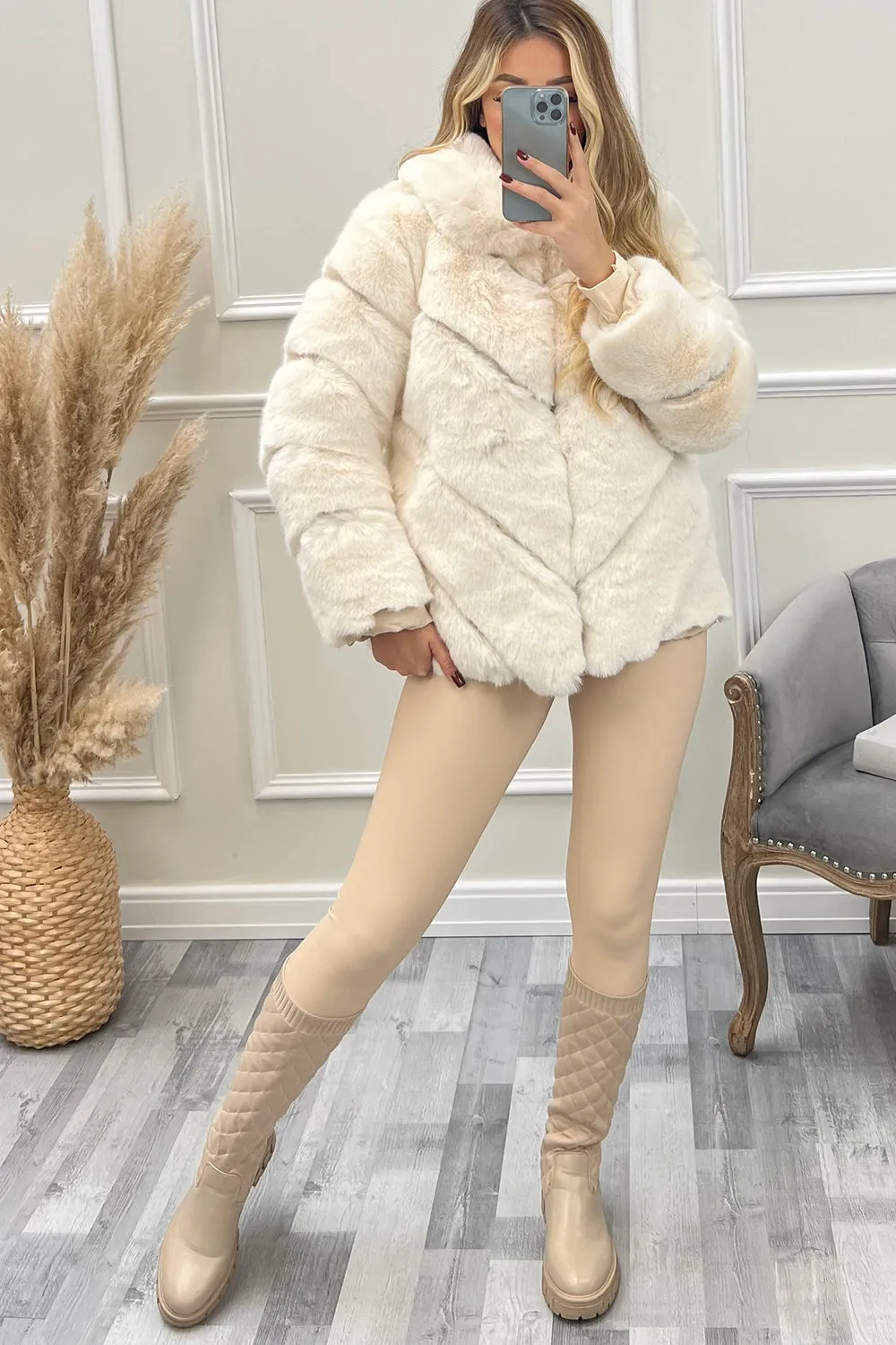 Malina Cream Faux Fur Collared Coat