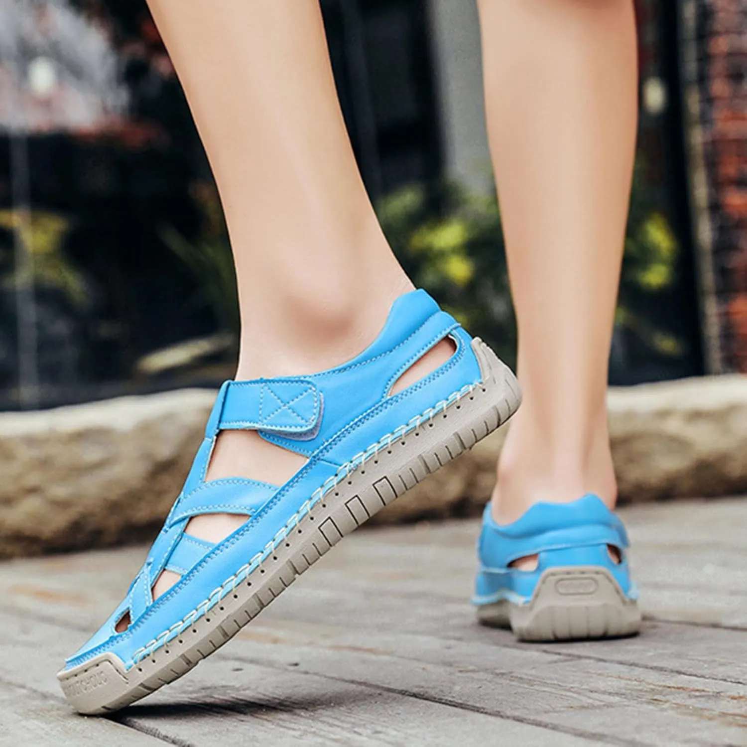 Men's Summer Casual Leather Sandals for Outdoor Beach Walking Comfortable Slip-On Low Heel Fisherman Shoes with