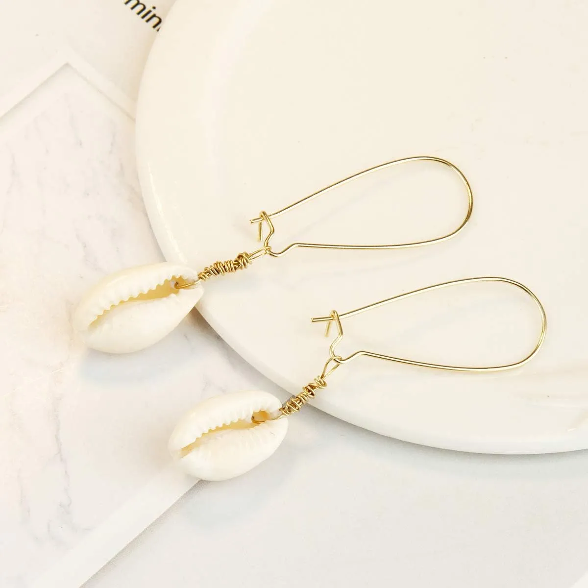 Natural Seashell Earrings Bohemian Turquoise Pearl Silver Scallop Drop Dangle Earrings Cowrie Summer Beach Vacation Jewelry for Women