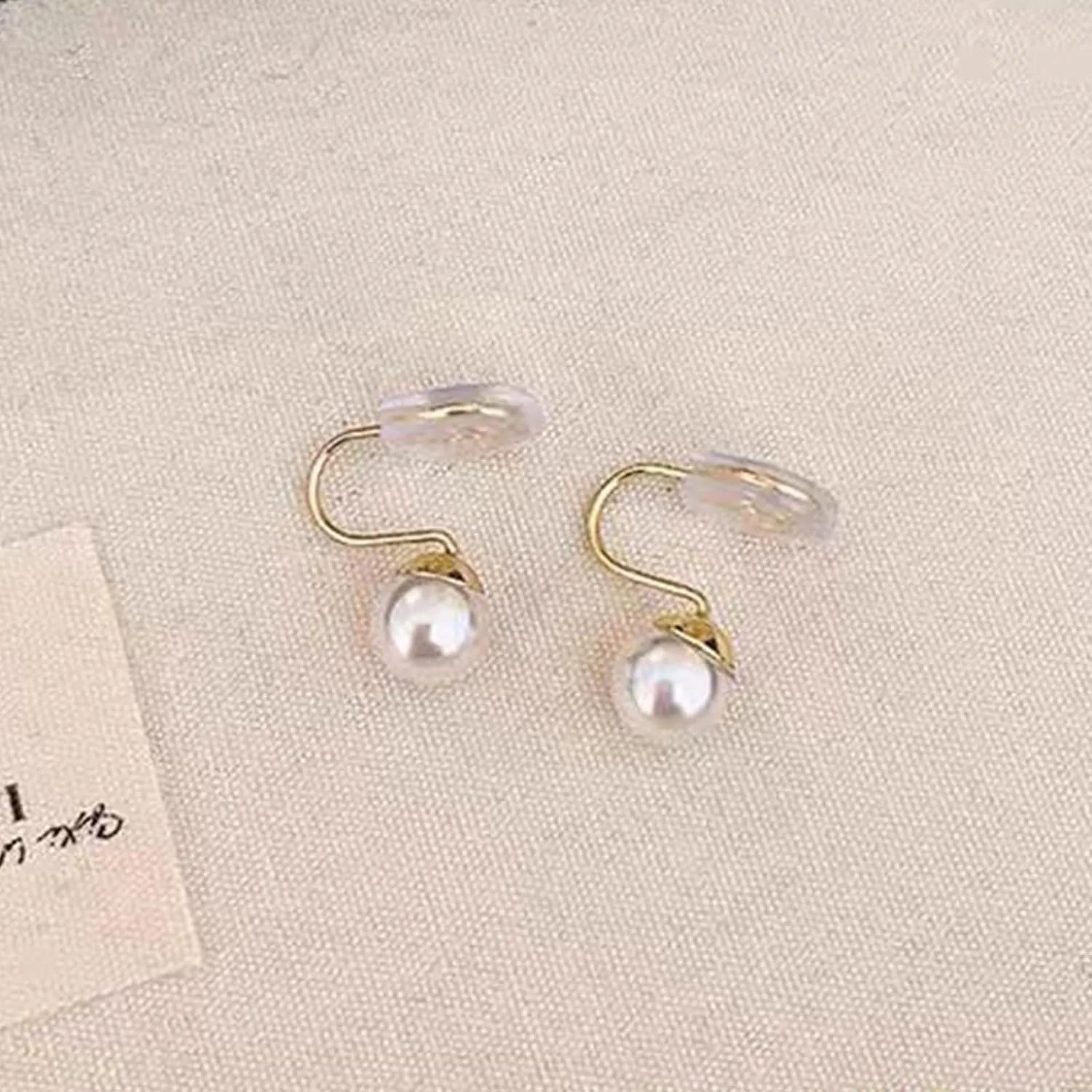 Pearl Clip on Earrings for Women Silver Rhinestones Pearl Dangle Drop Earring Large Pearls Earring Non Pierced Party Jewelry Wedding Jewelry for Brides Bridesmaid Birthday Gifts for Women