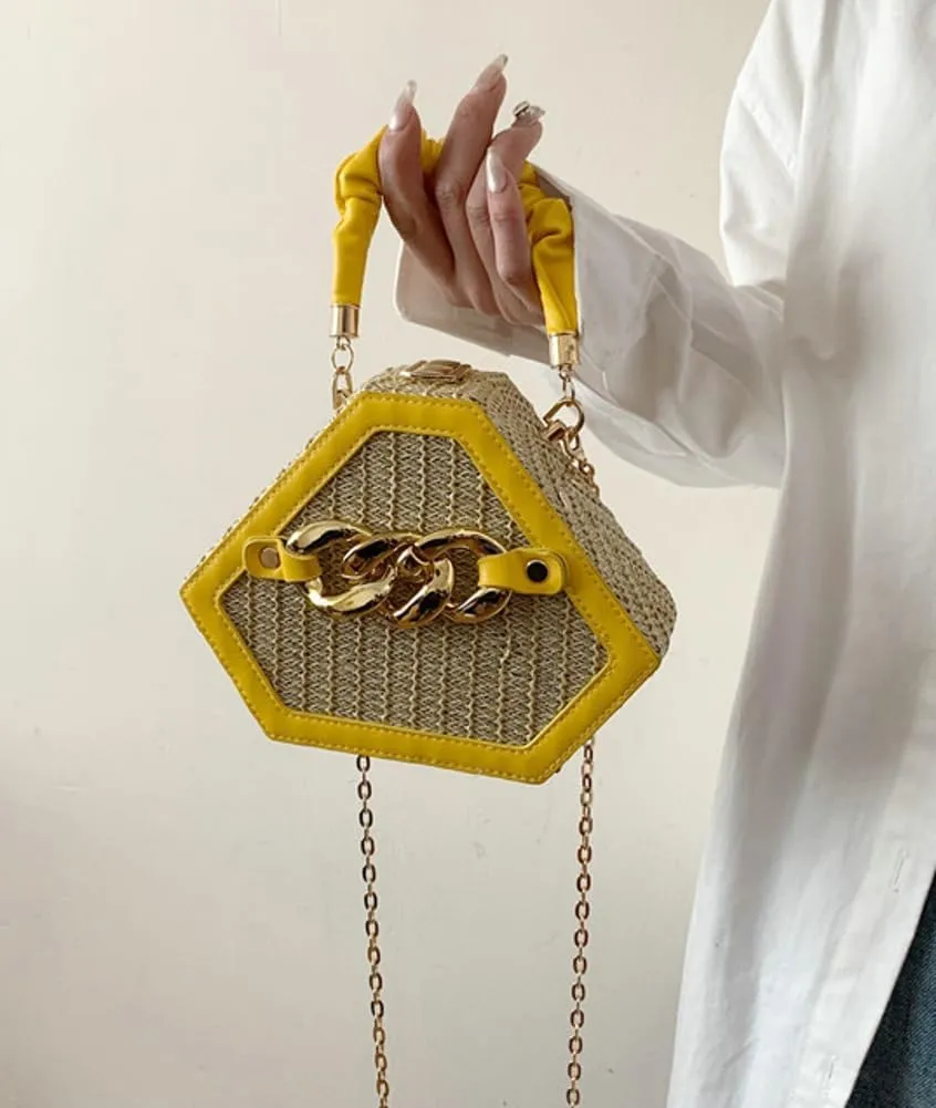 Women Straw Purse Clutch Shoulder Bag Woven Diamond Bag Hobo Crossbody Bag Chic Tote Bag Small Beach Handbag with Chain Strap